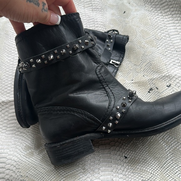Sam Edelman Adele leather spikes combat boot 4 FOR 100 - Picture 3 of 6